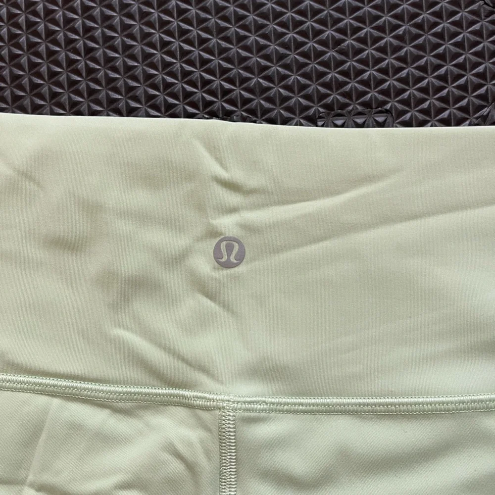 lululemon athletica High-Rise Leggings in Light mint Green